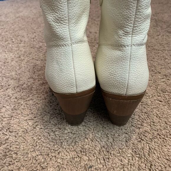 Limelight White Ivory Faux Leather Cowboy Wéstern Ankle Boots Booties 9 - Picture 6 of 8